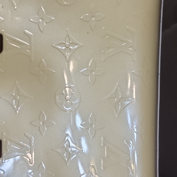 Tote - Picture 11 of 12